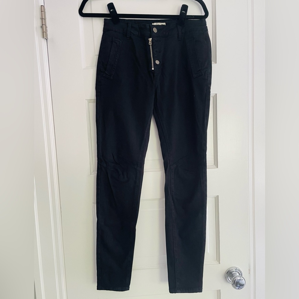Elan Black Skinny Jeans with Zippers